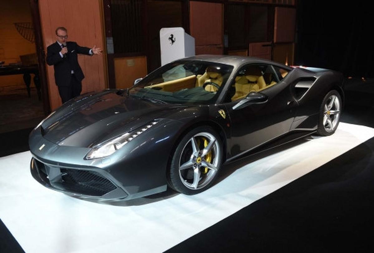 Ganasnya Ferrari 488 GTB berdaya 661 tenaga kuda