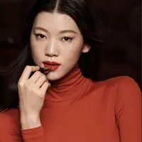 Laura Mercier luncurkan Caviar Smoothing Matte Lipstick dan Caviar Perfecting Lip Liner untuk kesempurnaan rona bibir.