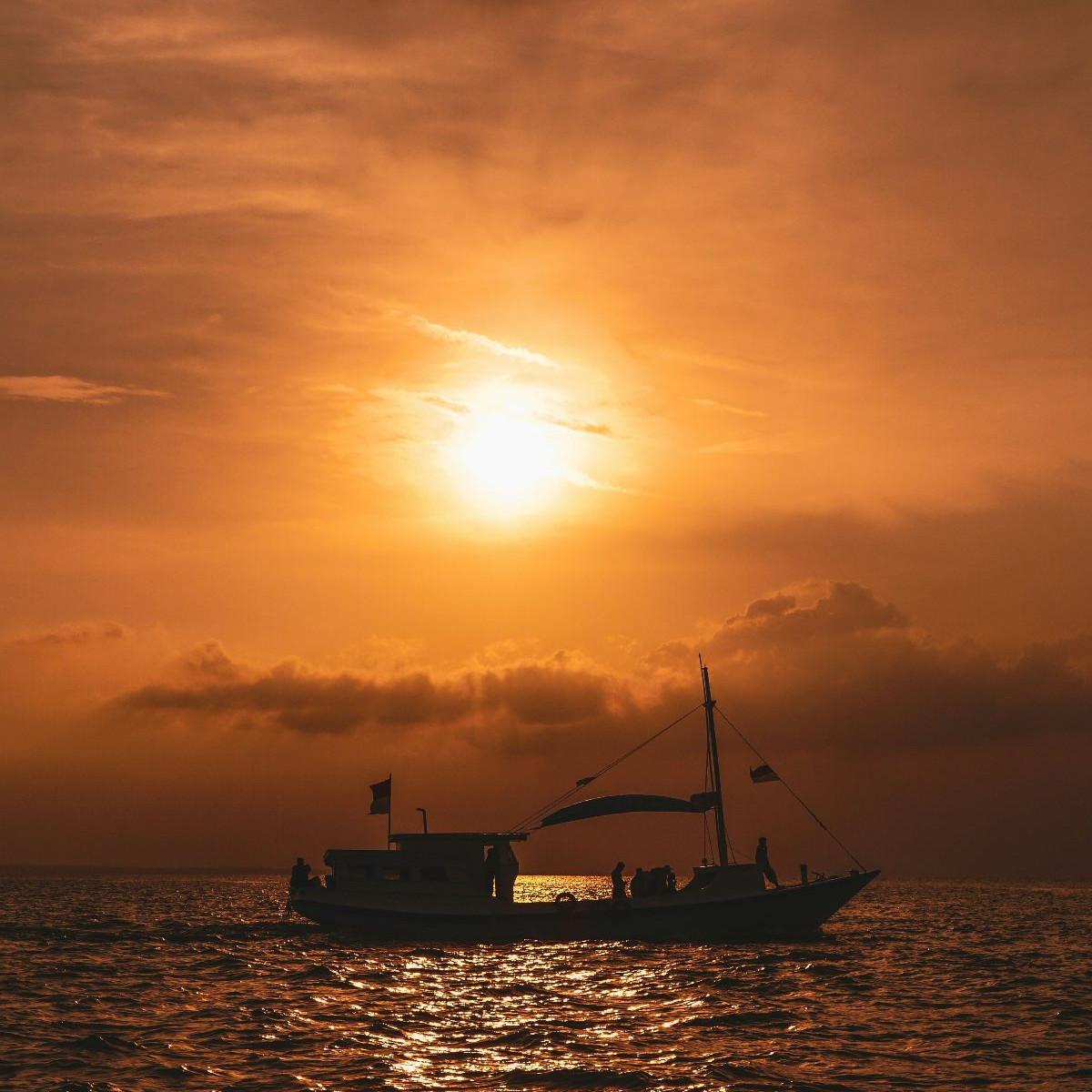 90 Quotes Sunset Estetik untuk Caption, Penuh Makna Indah