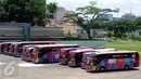 Warga Singapura bersiap menyambut perhelatan olahraga se Asia Tenggara, Sea Games 2015 pada 5-16 Juni 2015. Deretan bus kontingen terparkir bersiap mengantar para atlit menuju lokasi pertandingan, Selasa (2/6/2015). (Liputan6.com/Helmi Fithriansyah)