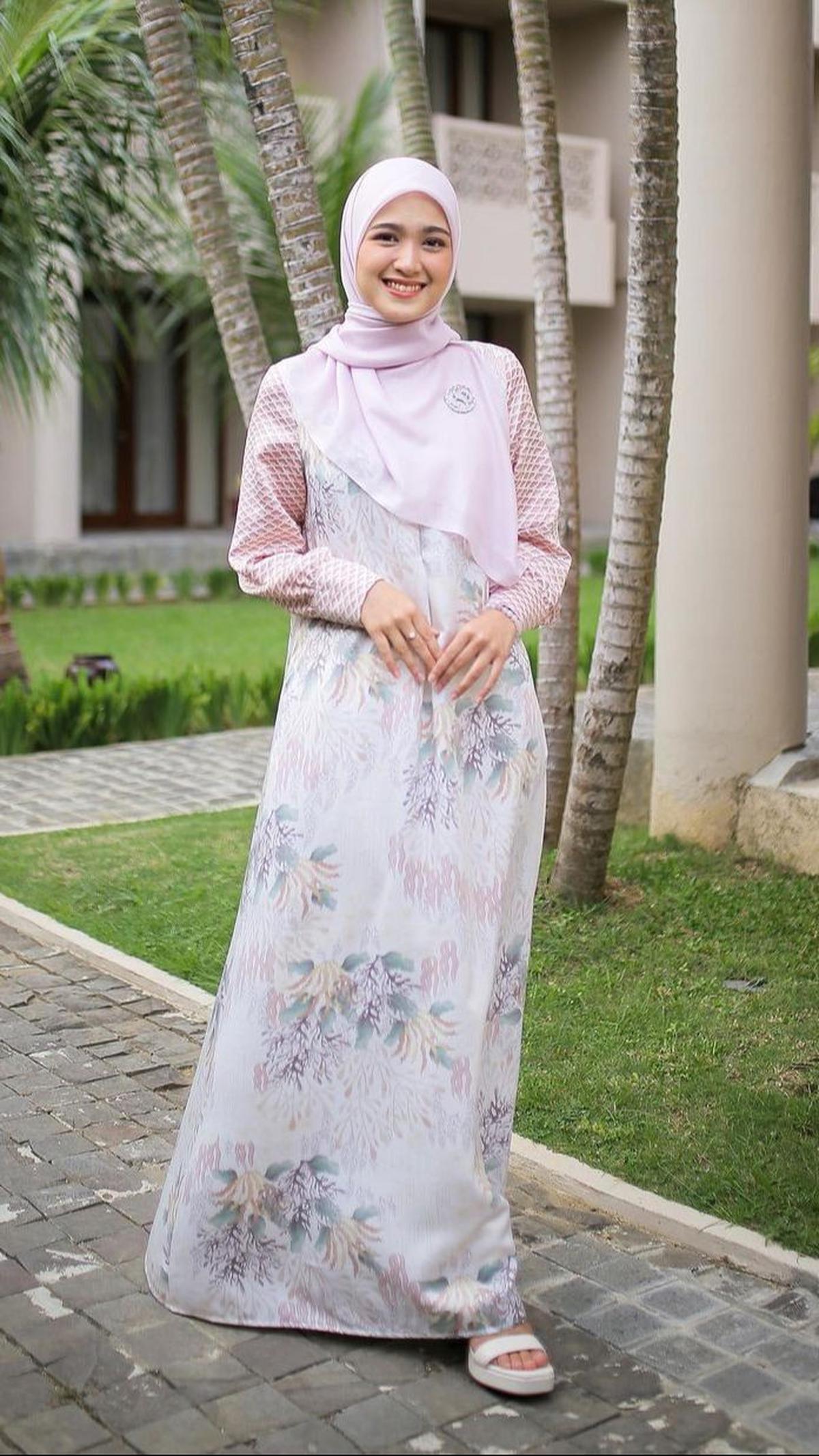 Hijab Segi Empat yang Paling Populer di Semua Kalangan