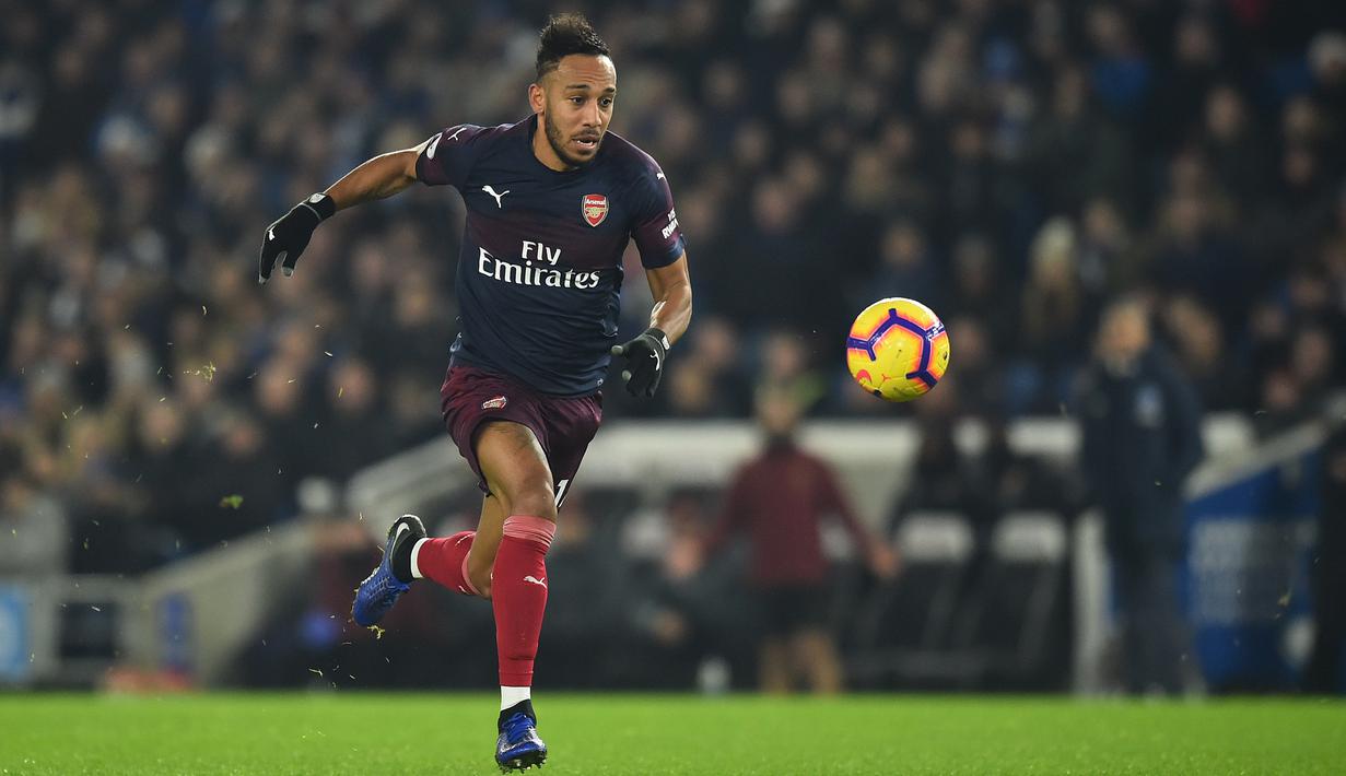 3. Pierre-Emerick Aubameyang (Arsenal) – Penyerang Arsenal Pierre-Emerick Aubameyang berada di urutan ketiga. Striker kelahiran Gabon ini memiliki kecepatan 35,5 km/jam. (AFP/Glyn Kirk)
