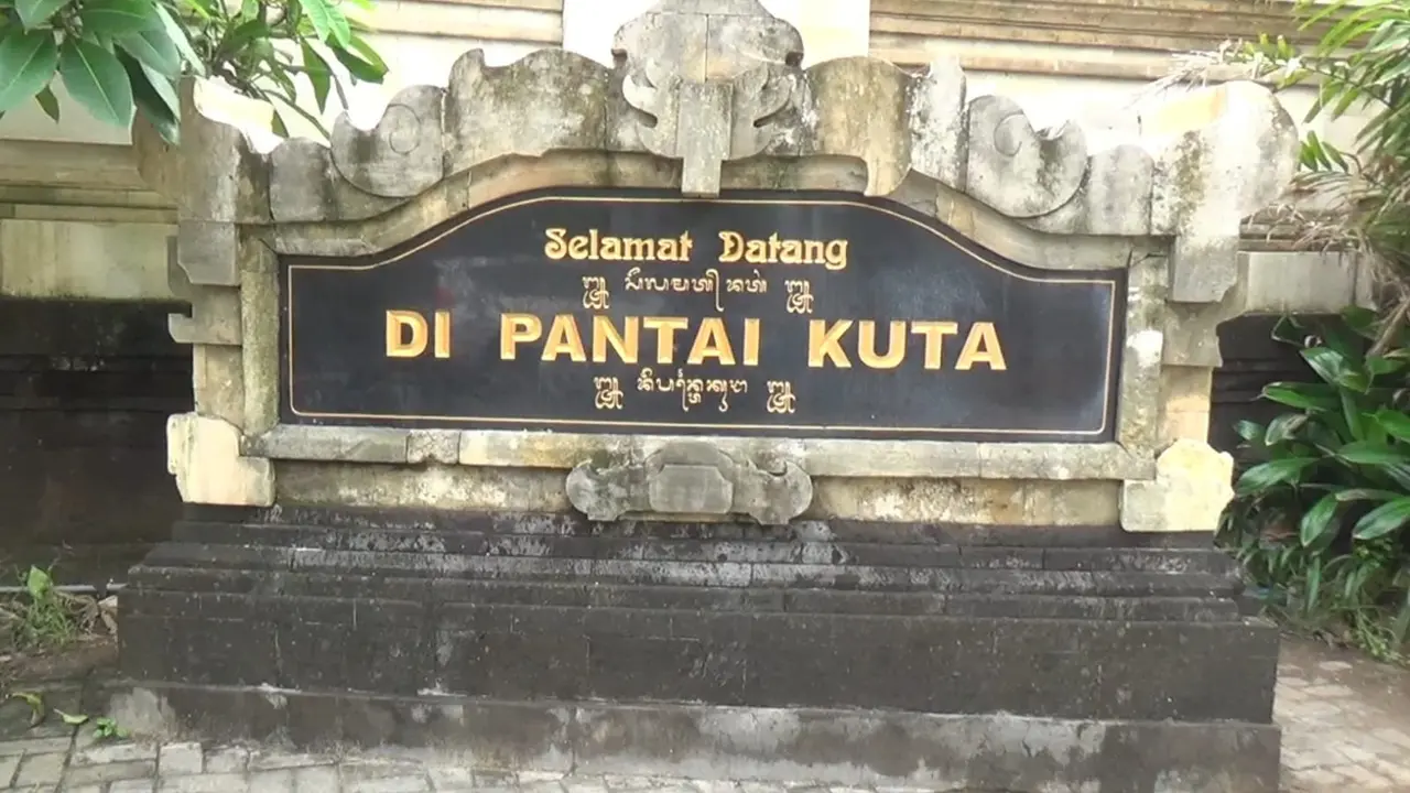 Pintu masuk Pantai Kuta Bali.