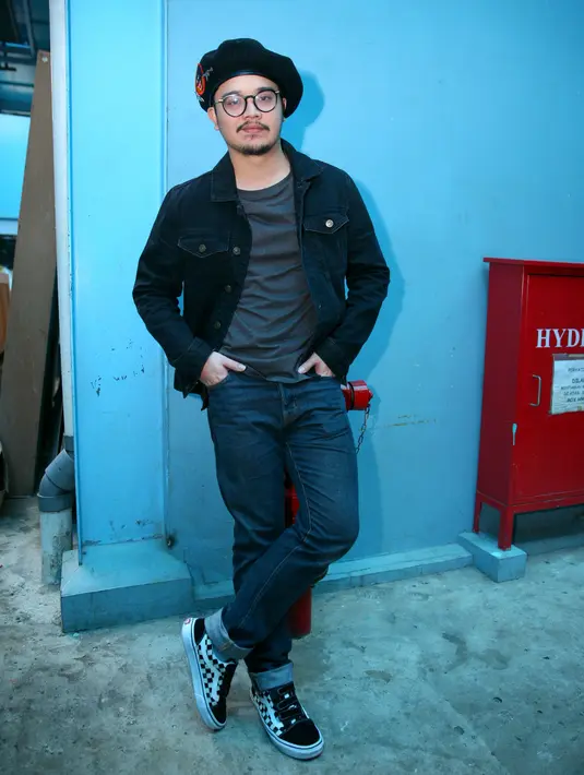 "Hidup gue lebih tertata dan lebih rapi. Dia orangnya rapi banget, jadi belajar lebih rapi. Belajar lebih bisa menata diri," tambahnya. (Nurwahyunan/Bintang.com)