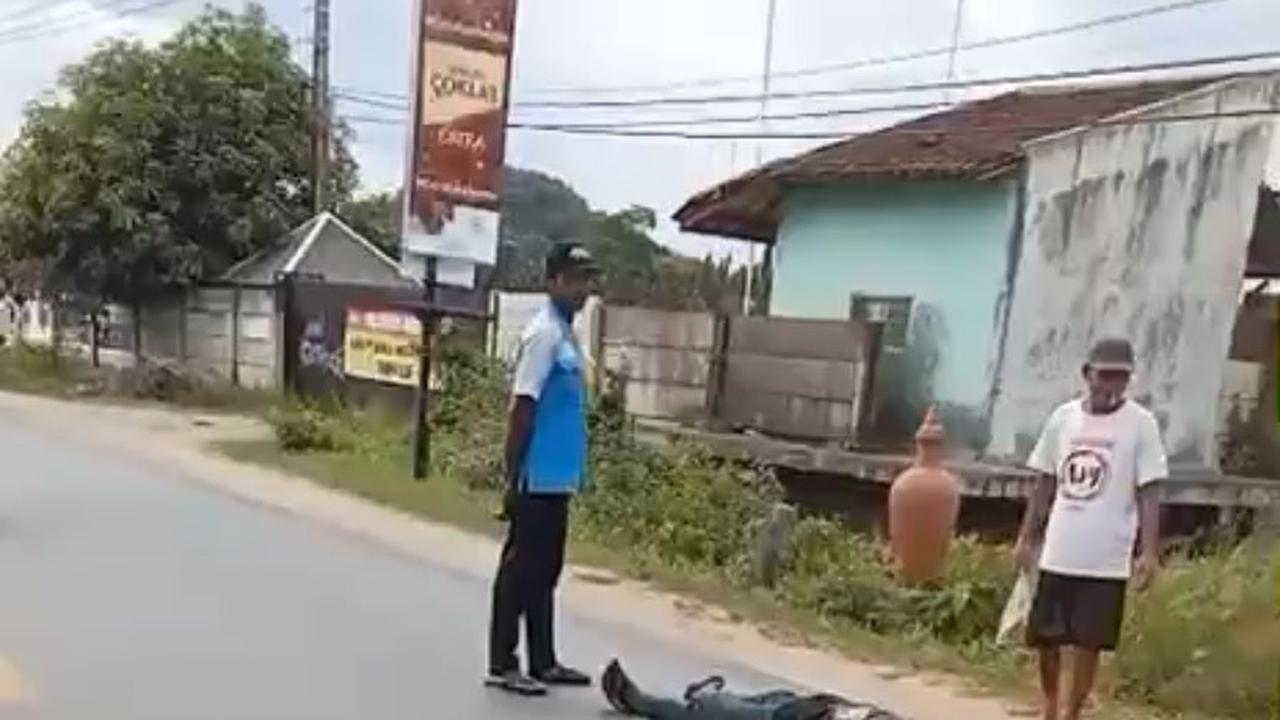 Kisah ODGJ Tiduran di Jalan Lintas Barat Sumatra, Bikin Panik Dikira Korban Kecelakaan