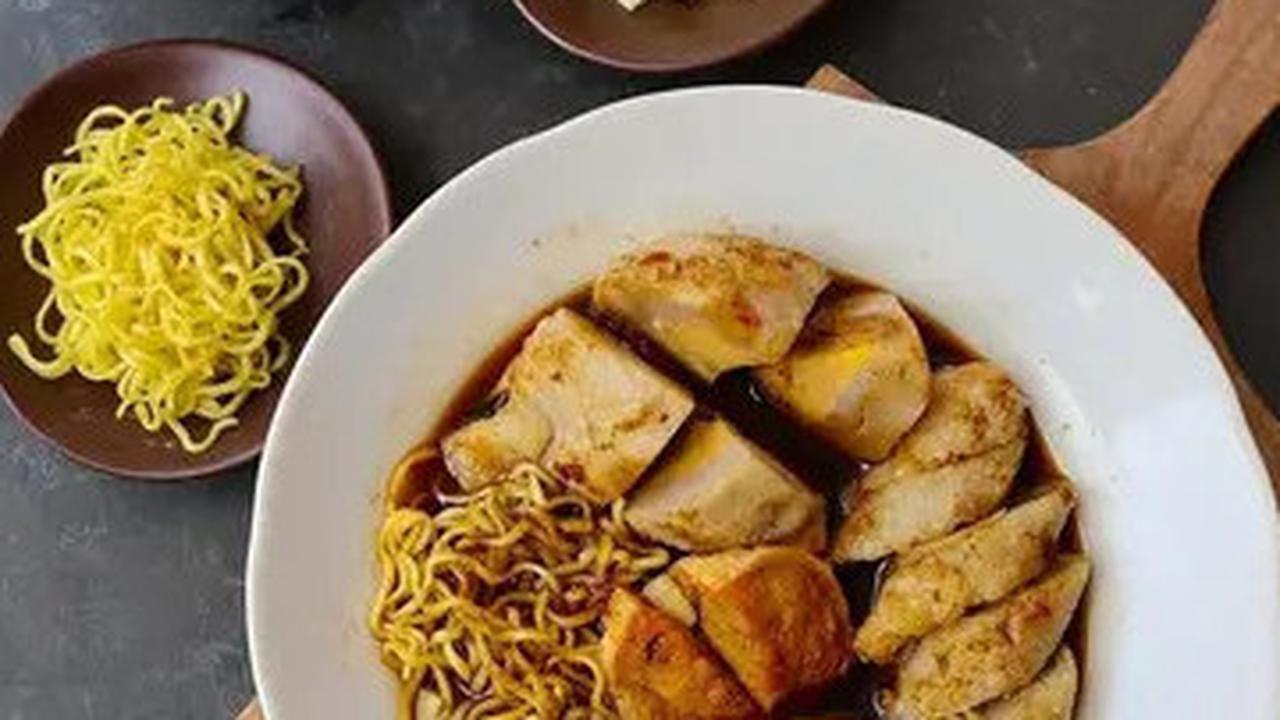 Cara Menggoreng Pempek Agar Renyah dan Tidak Meletus