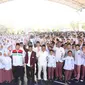 Plh. Gubernur Jawa Barat Uu Ruzhanul Ulum saat memberikan ceramah dalam acara peringatan Maulid Nabi Muhammad SAW 1441 Hijriah di Yayasan Al Masoem, Kab. Sumedang, Jumat (8/11).