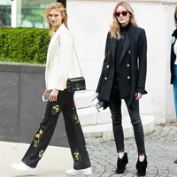 Coba penampilan tidak boring saat pergi ke kantor dengan mix and match blazer klasik ini. (Sumber foto: whowhatwear, pinterest)