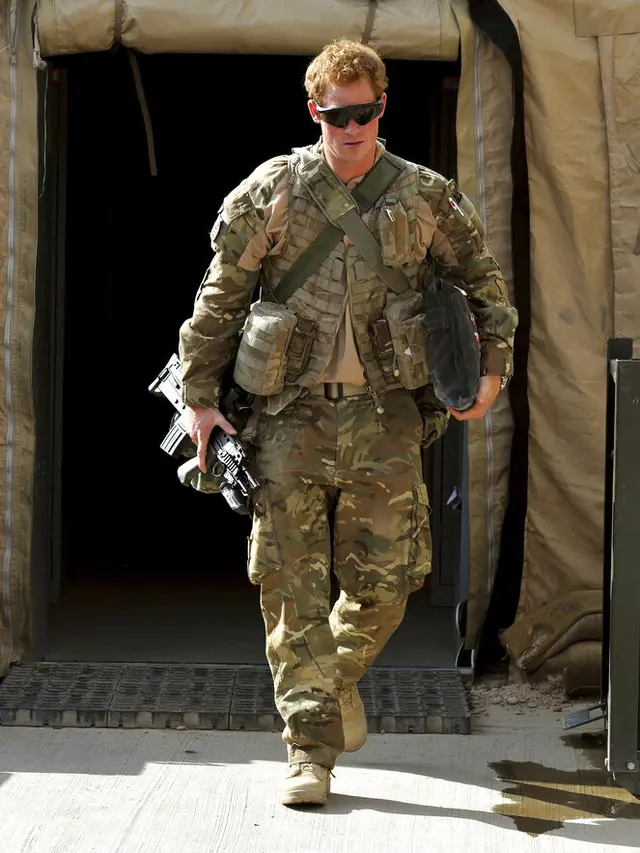 Pangeran Harry saat bertugas di Afghanistan pada 31 Oktober 2012. (John Stillwell, Pool Photo via AP, File)