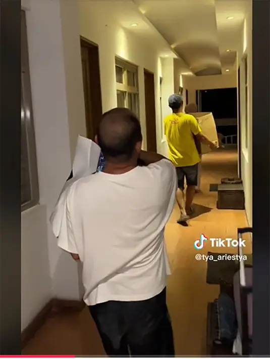 [Tiktok/@tya_ariestya]