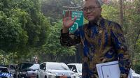 Menteri Perdagangan sekaligus Ketua Umum PAN Zulkifli Hasan hadir di Kertanegara saat Prabowo Subianto memanggil calon menteri di kabinet mendatang.(Liputan6.com/Khofifah Azzahro)