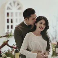 Sandra Dewi menambahkan, menurut dokter, anak yang masih dalam kandungannya itu diperkirakan lahir pada akhir bulan Desember atau paling lambat awal Januari. (Instagram/sandradewi88)