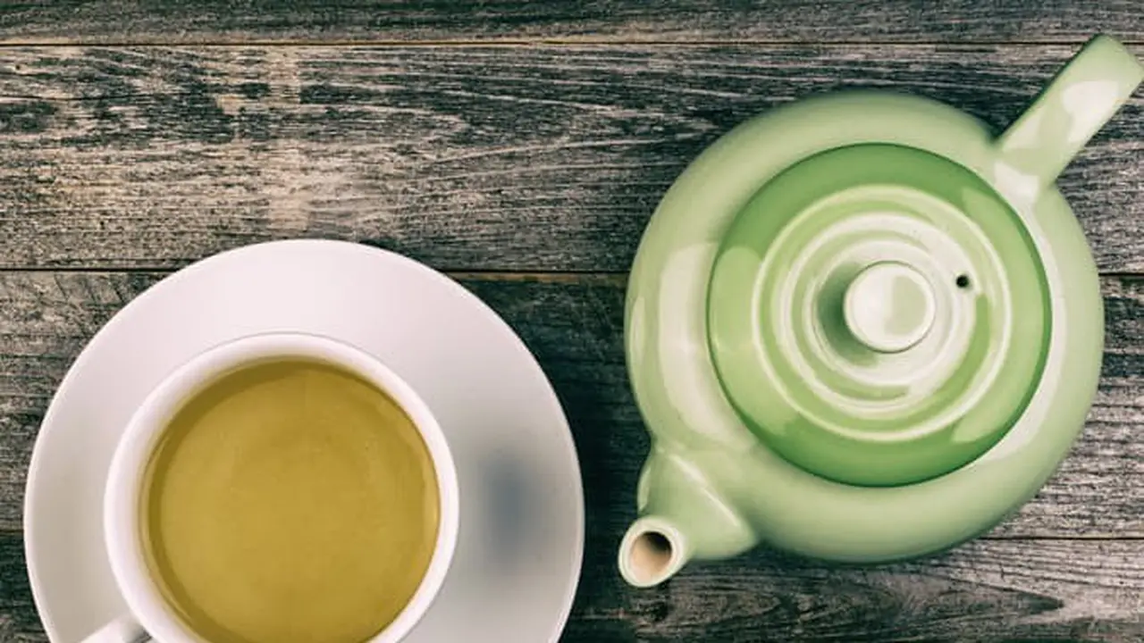 6 Hal yang Akan Terjadi Saat Anda Minum Teh Hijau Setiap Hari