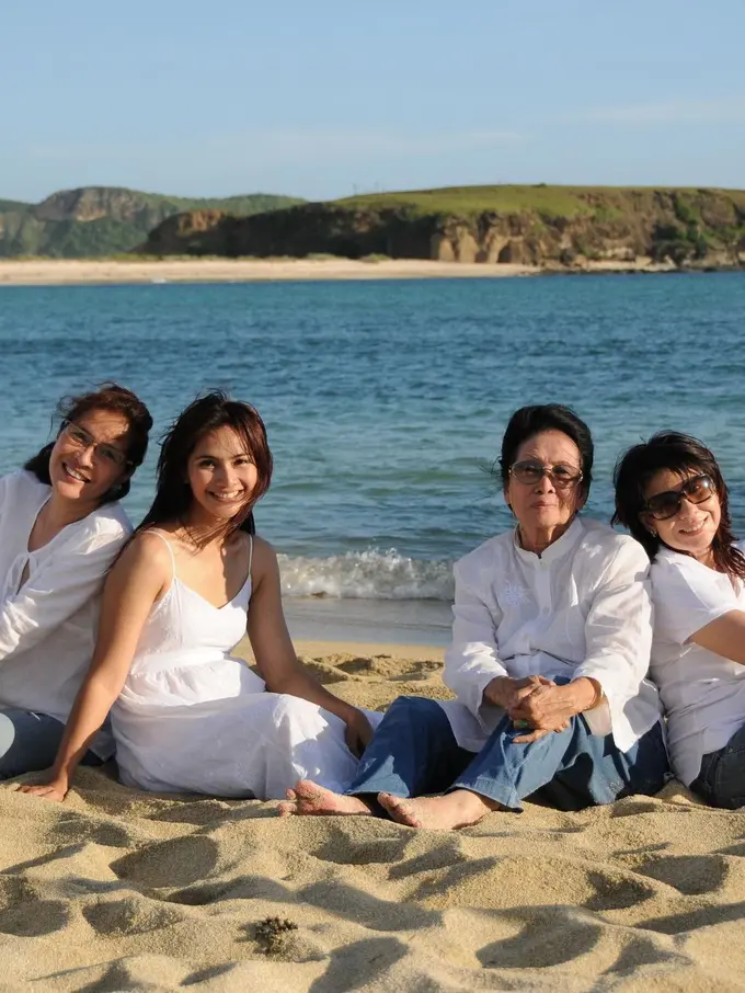 Ibunda Maudy Koesnaedi (Instagram/maudykoesnaedi)