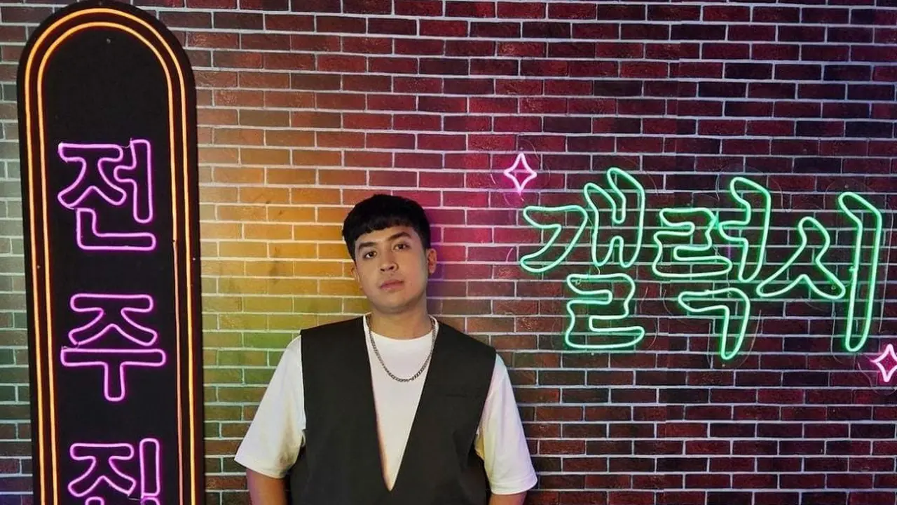 Potret Jerome Polin Ubah Gaya Rambut, Disebut Mirip Tulus Versi Muda