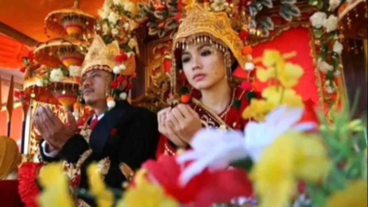6 Potret Pernikahan Epy Kusnandar & Karina Ranau, Harmonis dan Romantis di Usia 17 Tahun Kebersamaan