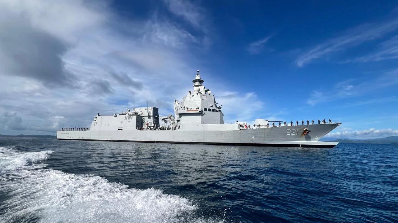 Kapal Perang Terbaru TNI AL KRI Prabu Siliwangi-321 Tiba di Tanah Air