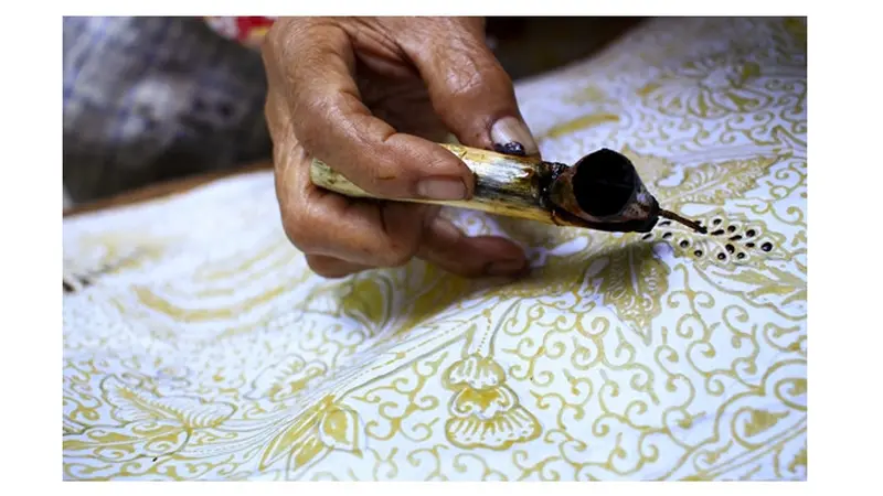 Batik adalah Seni Lukis