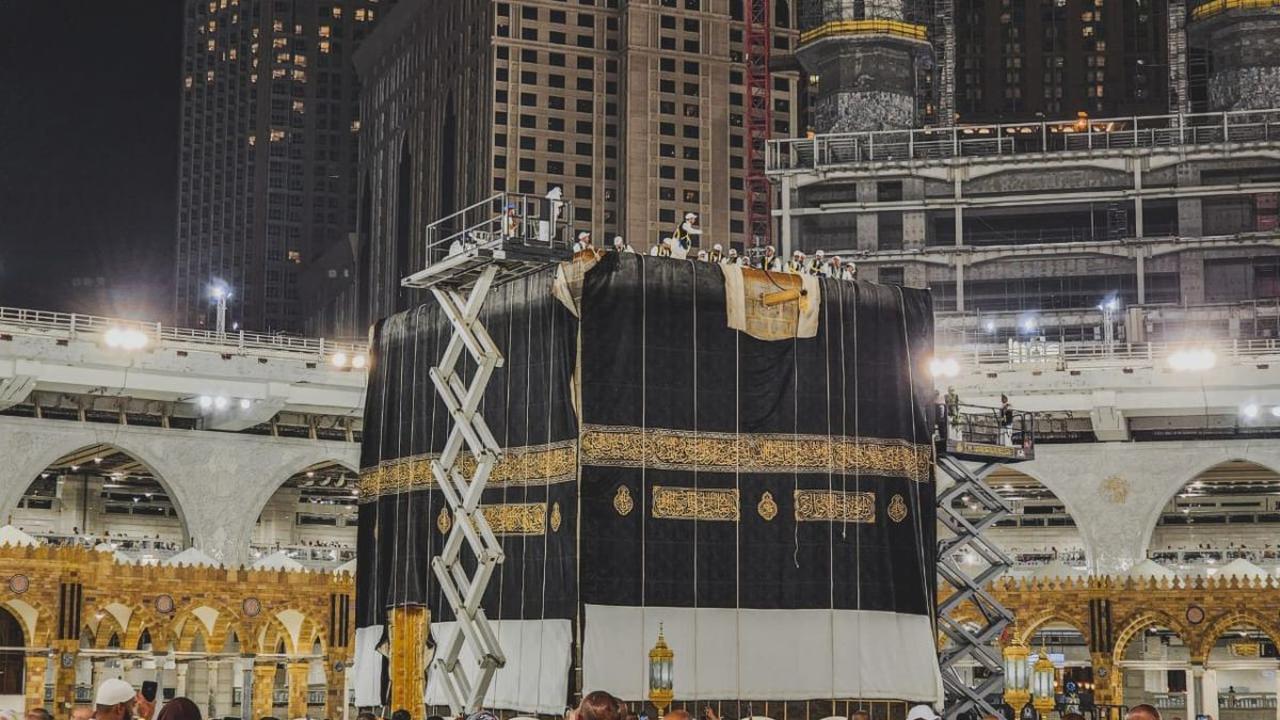 "Sebagaimana amanah dari bapak Menag, kami Ditjen PHU, diminta mendesain ulang tentang lama masa tinggal jemaah di Madinah dan di Makkah. Syukur-syukur bisa diperpendek. Tapi semua itu tergantung dengan regulasi yang ada di Saudi Arabia,"