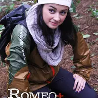 Kimberly Ryder tampil memikat sebagai Raline di Romeo+Rinjani.