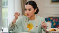 10 Cara Menghilangkan Noda Minyak Opor di Baju Lebaran, Efektif Pakai Bahan Dapur