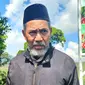 Peneliti pupuk organik Doami, Profesor Muslimin Madjid dalam Revitalisasi Kebun Kopi Cikoneng, Bogor, Senin (10/6/2024). Foto: Liputan6.com/Ade Nasihudin.