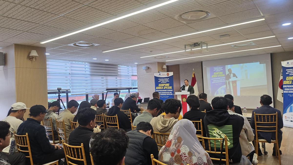 Seminar IPB dan KBRI Seoul Bekali PMI Korea dengan Ilmu Bisnis dan Investasi