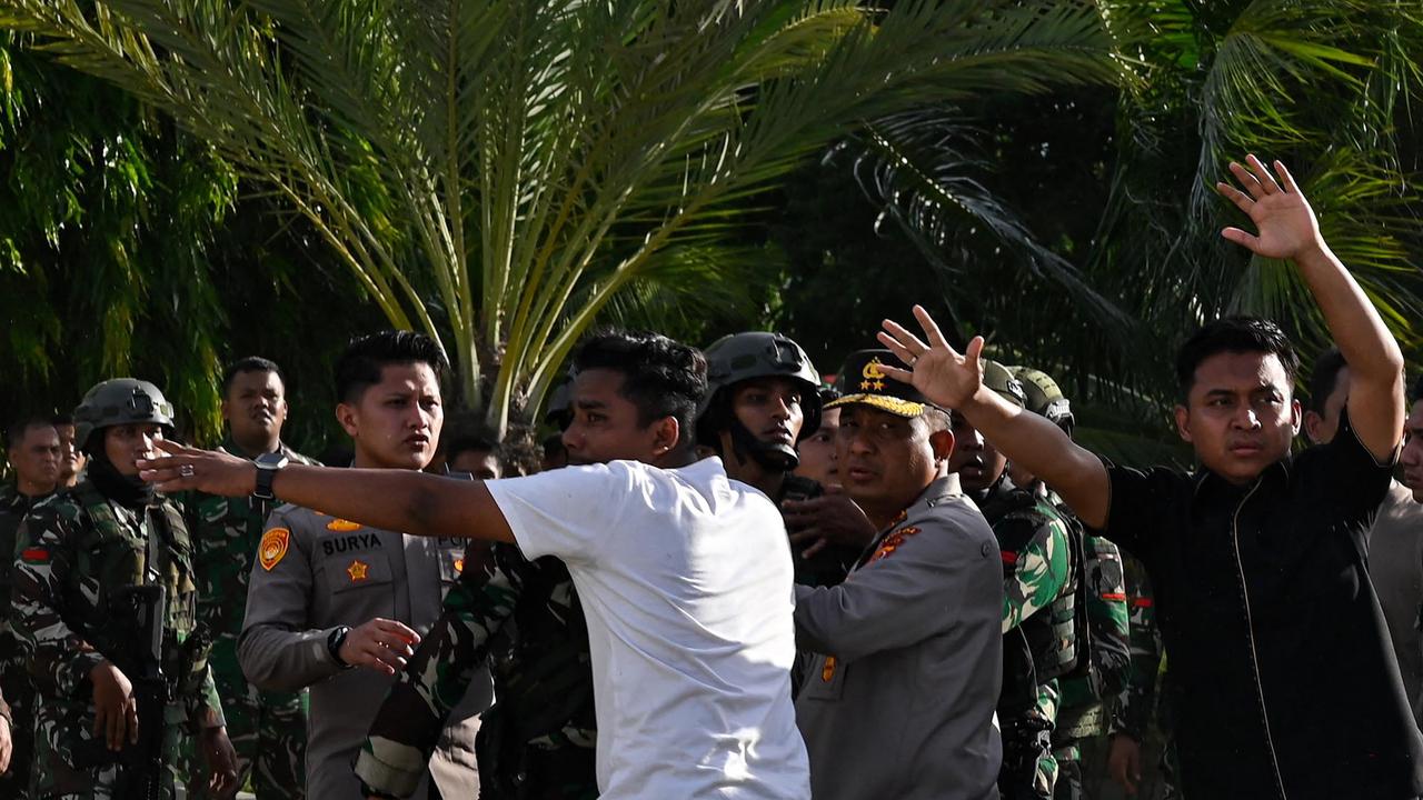 Peringatan 21 Tahun MoU Helsinki di Banda Aceh Berakhir Ricuh