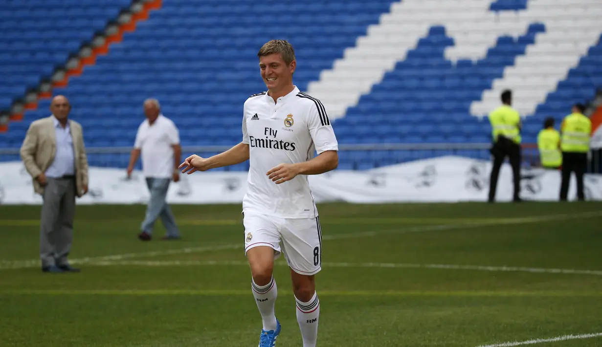 Toni Kroos merupakan pemain kunci yang mengantarkan Jerman meraih gelar juara Piala Dunia 2014. (REUTERS/Andrea Comas)