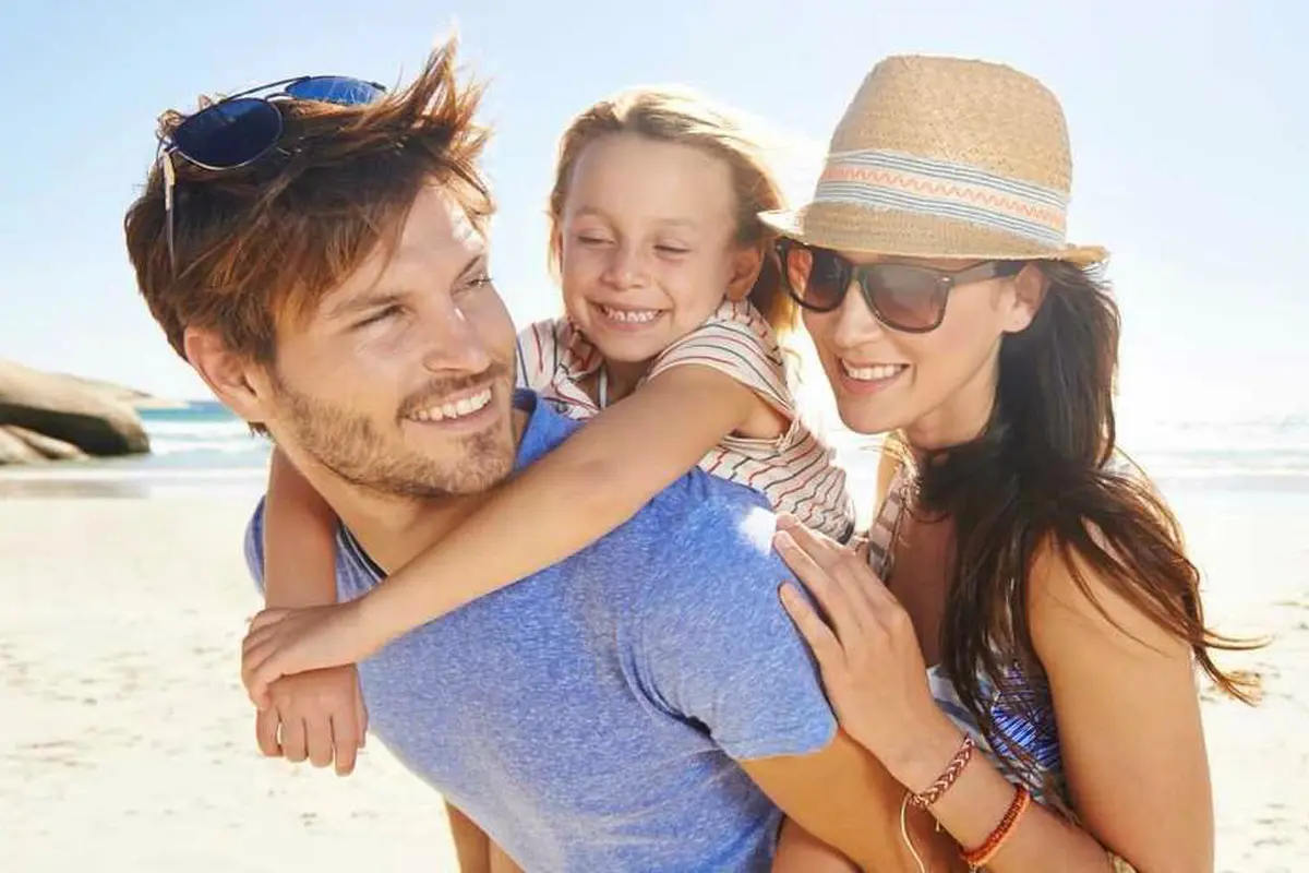 Berlibur bersama anak (iStock).