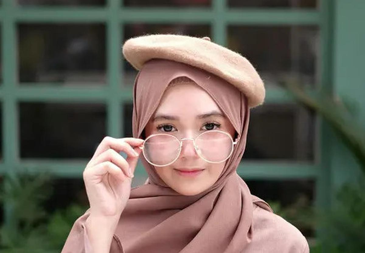5 Tren Hijab 2025 yang Lagi Hits, Bikin Kamu Makin Stylish!