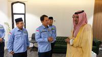 Pertemuan antara Dirjen PHU Kementerian Agama Hilman Latief dan Deputi bidang Hubungan Luar Negeri Kementerian Haji dan Umrah Arab Saudi Hasan Munakirah. (dok. MCH 2025)