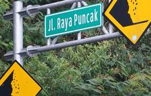 Jalur Puncak Bogor Kembali Normal Dua Arah Setelah Diberlakukan One Way Selama 8,5 Jam