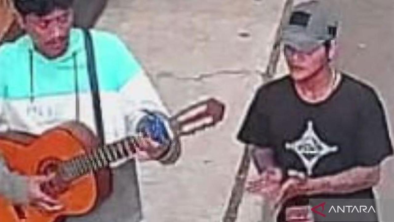 Waspada! Pencurian Motor Modus Mengamen Terekam CCTV di Bekasi