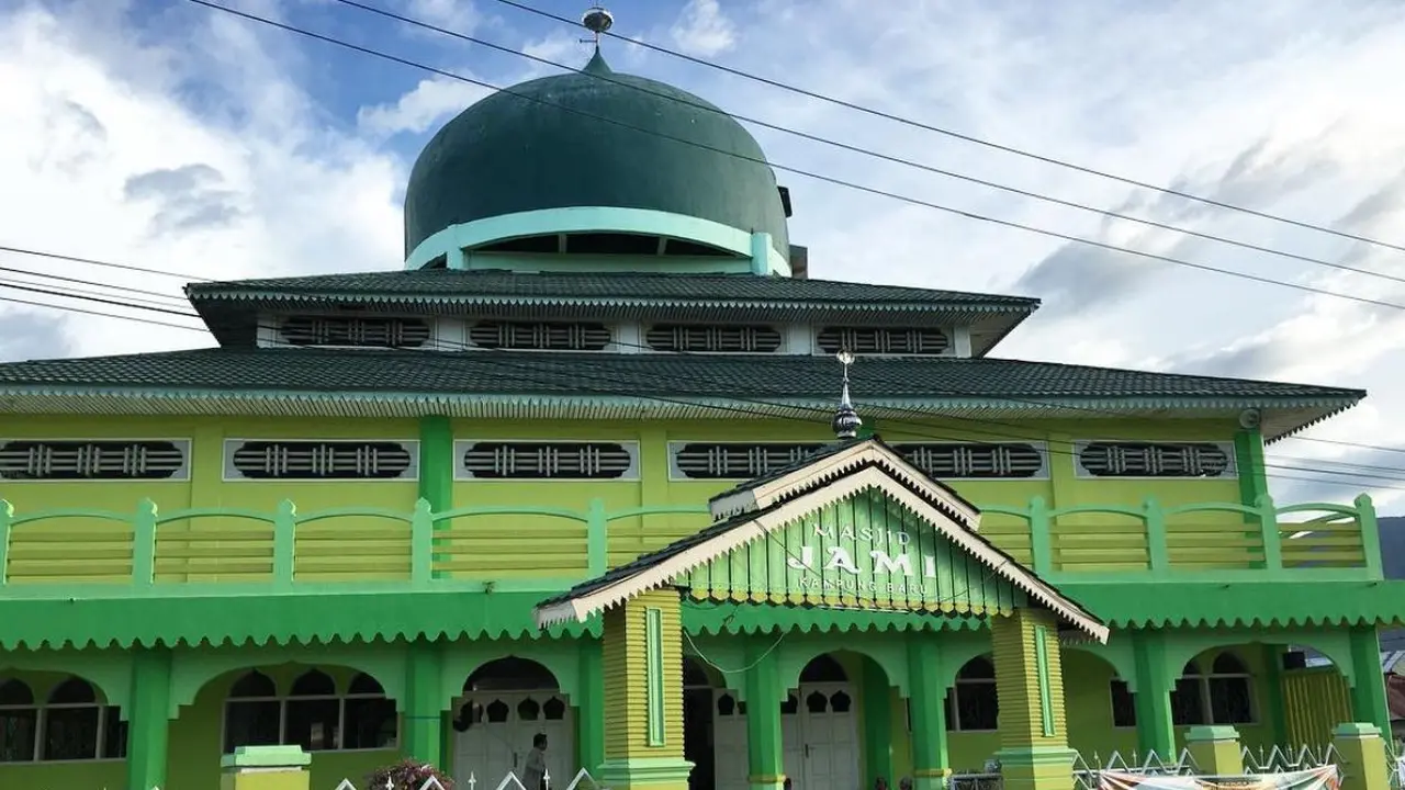 Masjid Jami Kampung Baru Donggala di Kota Palu yang Dibangun Bangsawan Bugis