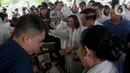Prosesi pemakaman penyanyi dan artis legendaris Titiek Puspa dihadiri keluarga hingga rekan-rekan seniman yang memberikan penghormatan terakhir kepada sang aktor senior. (Liputan6.com/Herman Zakharia)