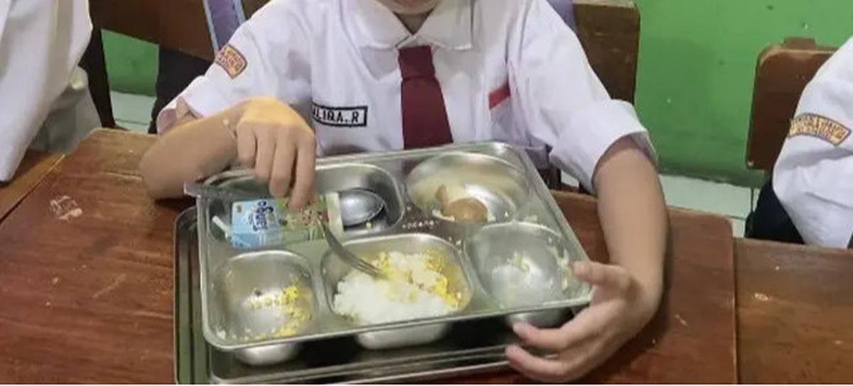 Viral Deddy Corbuzier Marah-marah Soal Komplain Anak Sekolah atas Menu Makan Bergizi Gratis