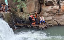 Tim SAR Berhasil Evakuasi Anak Tenggelam di Dam Sungai Lombok Timur
