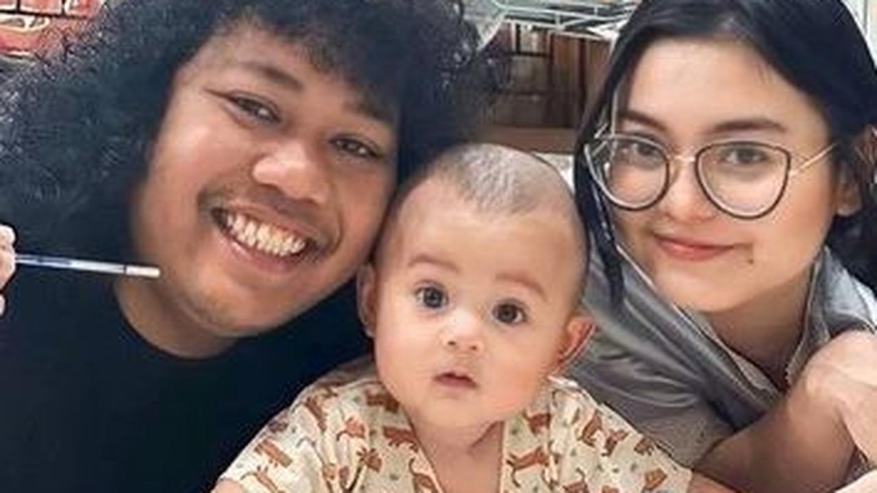 Dulu Tinggal dalam Keterbatasan, Tidur Berdekatan dengan Motor, Inilah 8 Potret Rumah Marshel Widianto Saat Ini - 2 Lantai, Senilai Rp1 M
