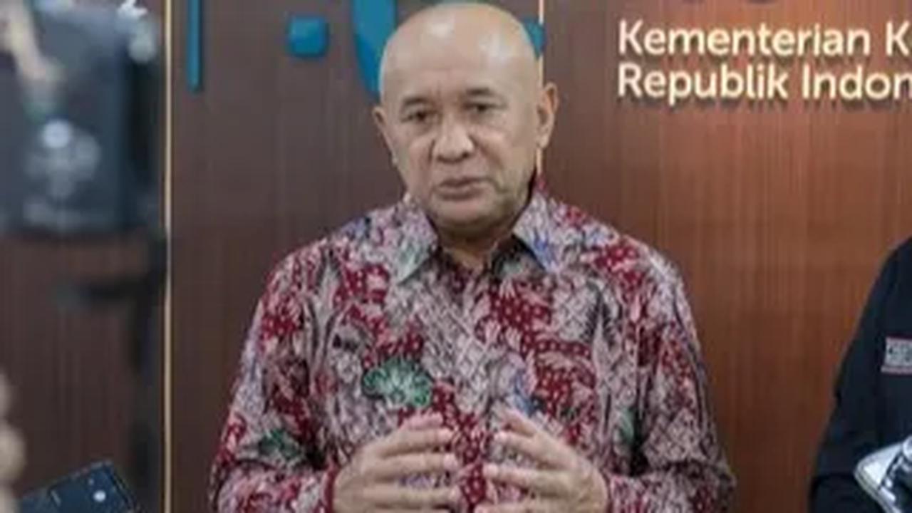 Alasannya, saat ini banyak produk ritel buatan asing langsung dijual di platform digital Indonesia.