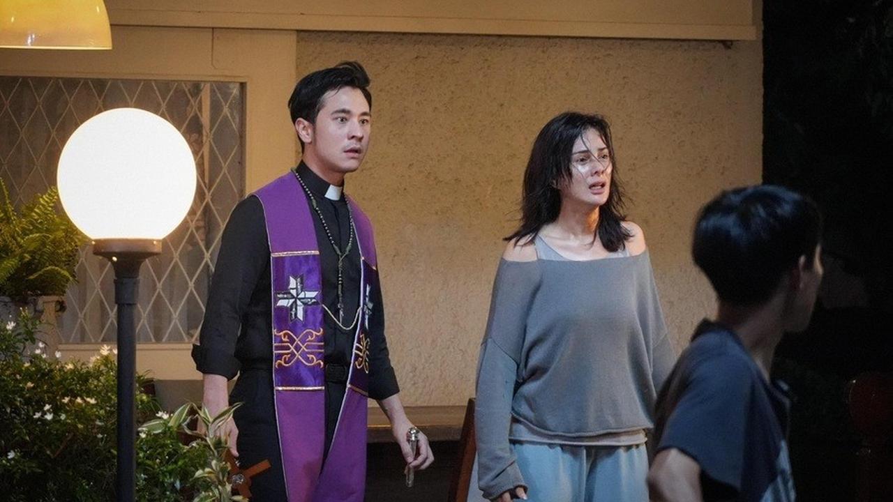 Tidak mengherankan, hampir semua netizen akan terus memanggil Jerome dengan sebutan 'Romo ganteng'!<br>