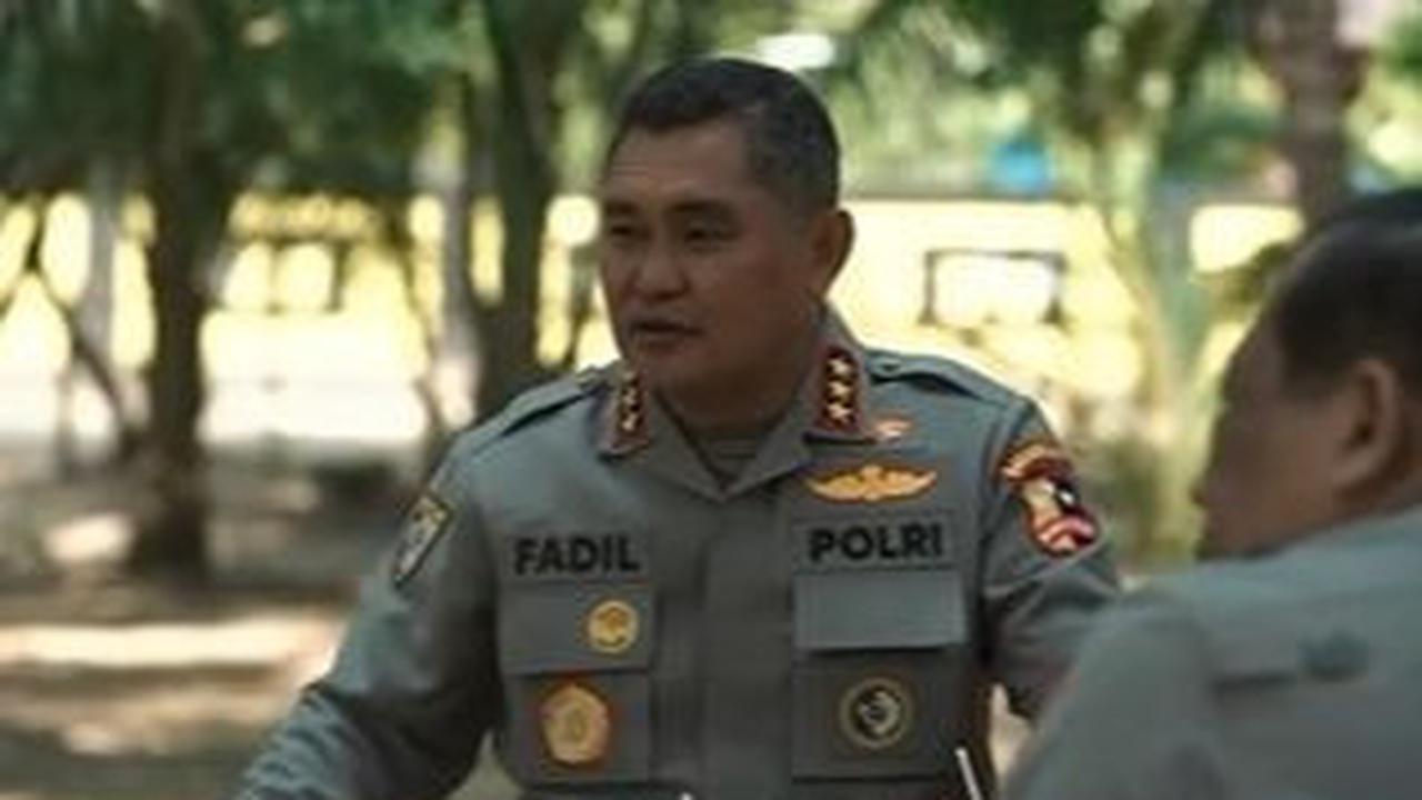 Momen pertemuan Fadil dengan beberapa anggota polisi itu dibagikan melalui unggahan video di akun Instagram resmi @kabaharkam.