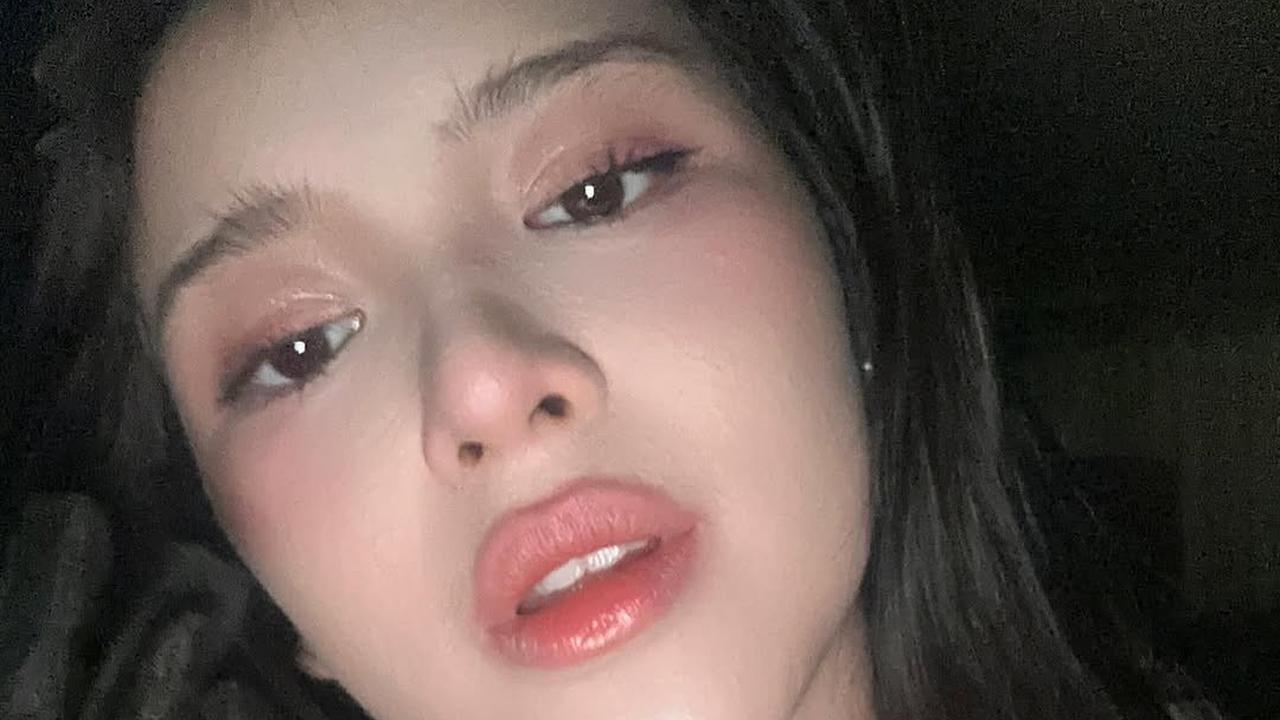 Tetap Dipuji Cantik, Tiara Andini Iseng Upload Foto Makeup Menor - Terlihat Tidak Merata