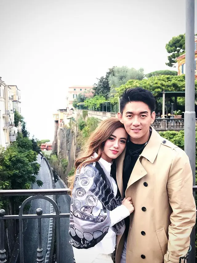 [Bintang] Ifan Seventeen dan Istri