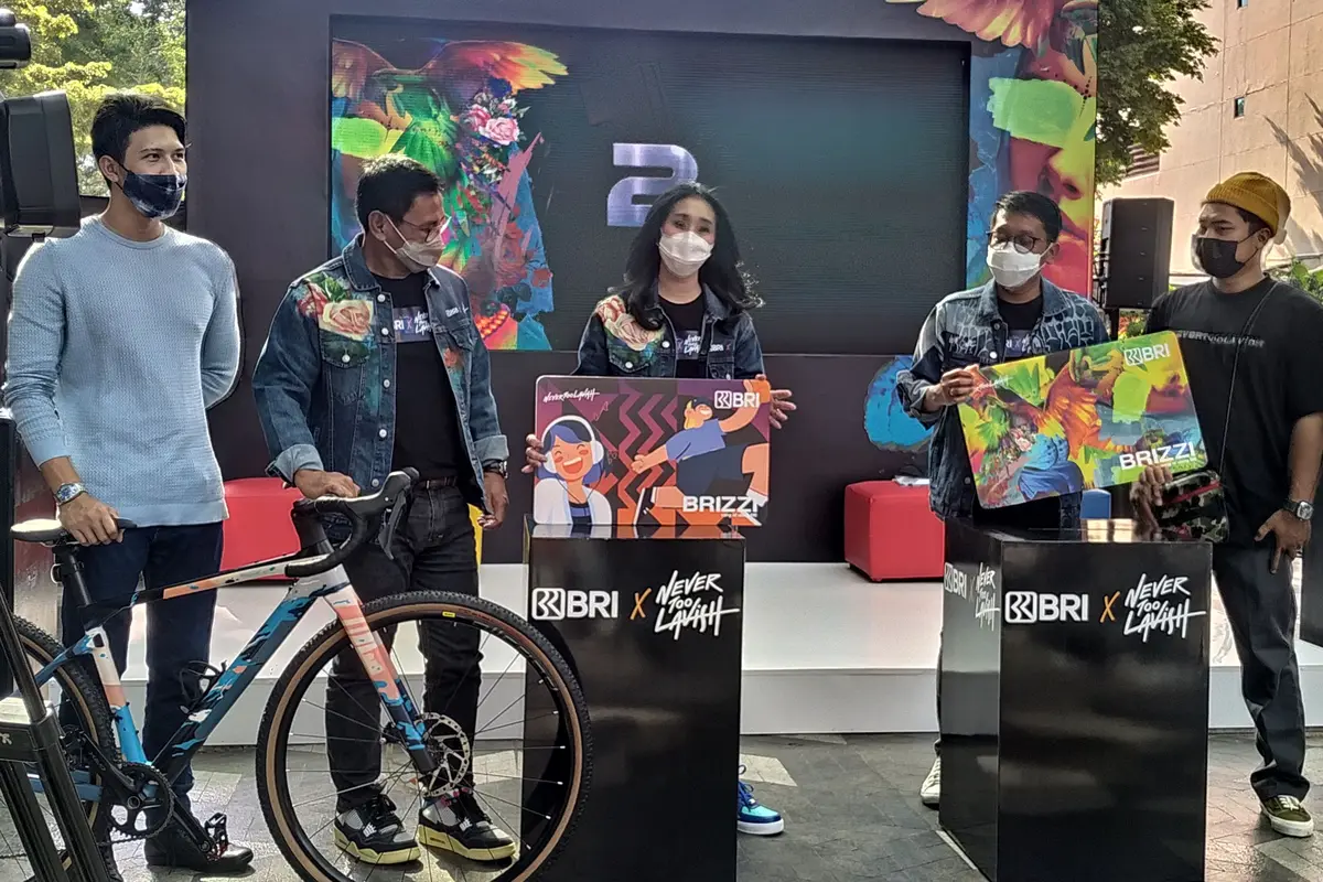 BRI mendesain ulang kartu uang elektronik BRIZZI, Galeri ATM BRI, dan aktivasi program BritAma FSTVL disesuaikan dengan selera dan minat urban millennials.