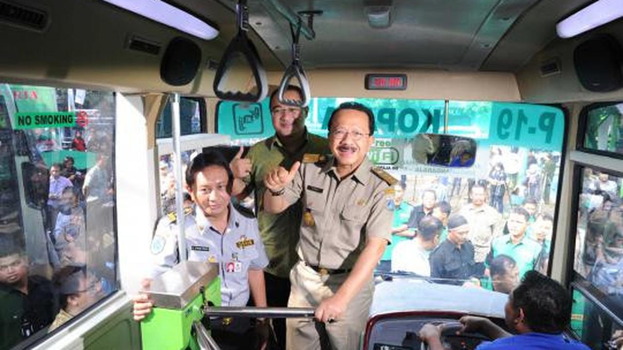 Fauzi Bowo luncurkan Kopaja AC dilengkapi wifi