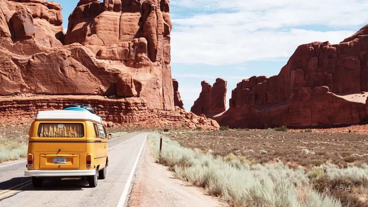 Ilustrasi road trip