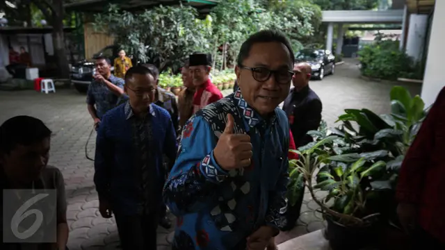 20161122-Ketum-PAN-Zulkifli-Hasan-Sambangi-Kediaman-Megawati-Jakarta-FF
