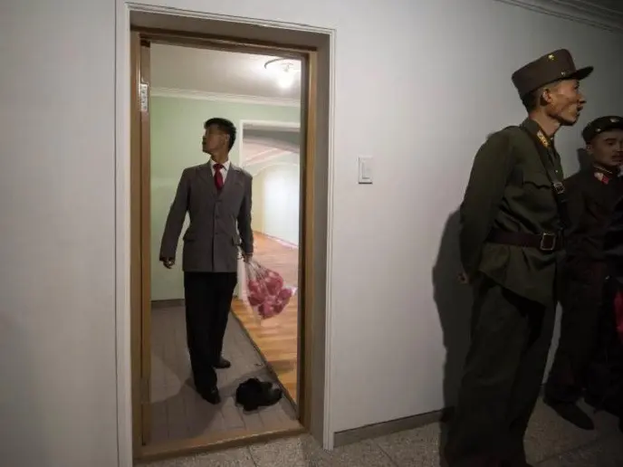 Salah Satu Ruangan Apartemen Mewah di Pyongyang, Korea Utara (Ed Jones/AFP)