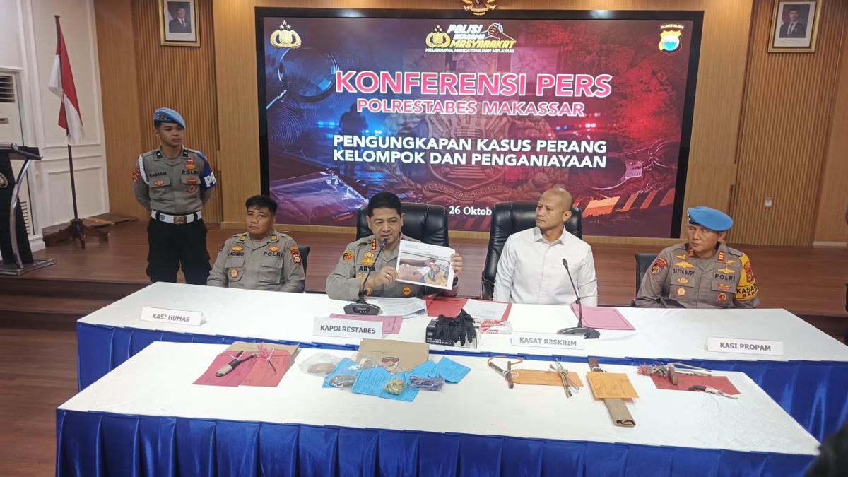 Kepolisian ungkap kasus pembusuran di Makassar. (merdeka.com/ihwan fajar).